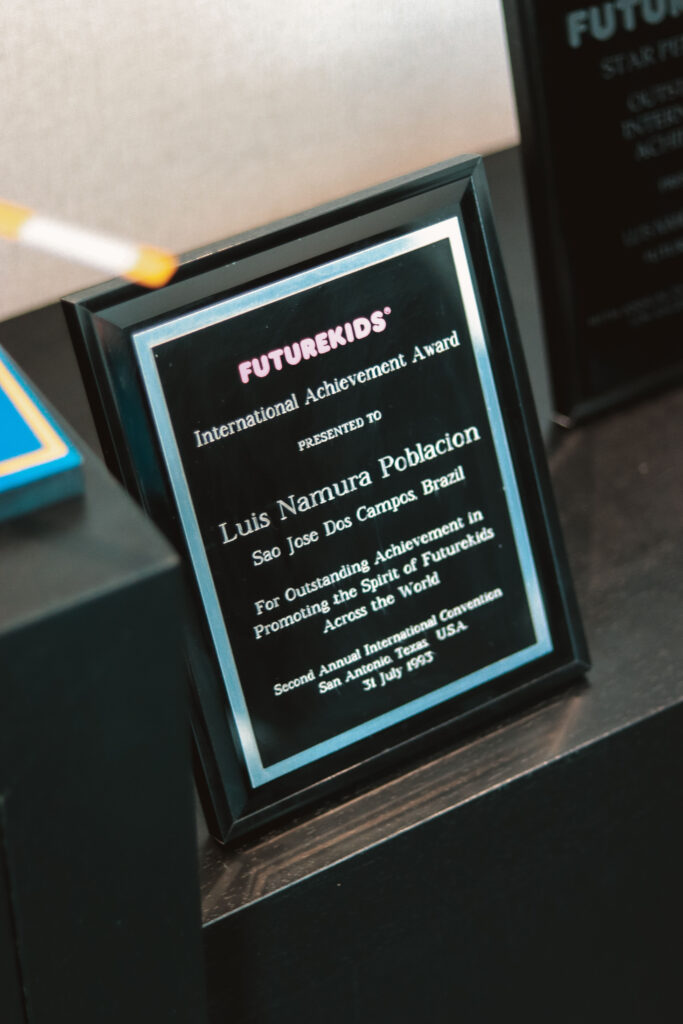 Imagem de certificados do Luis Namura